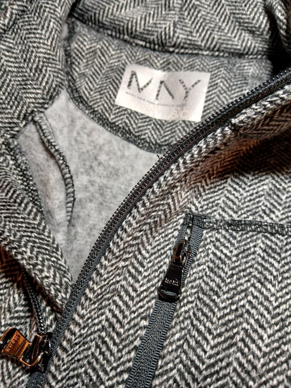 MARC NEW YORK Black & White Full Zip Herringbone Activewear jacket - Like New - Picture 3 of 11